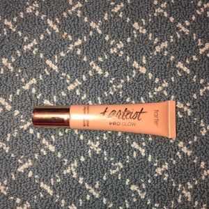 Tarte pro glow liquid highlighter